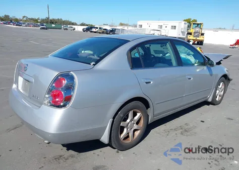 2005 Nissan Altima 2.5 S z USA, uszkodzony, nr VIN 1N4AL11E95C234385
